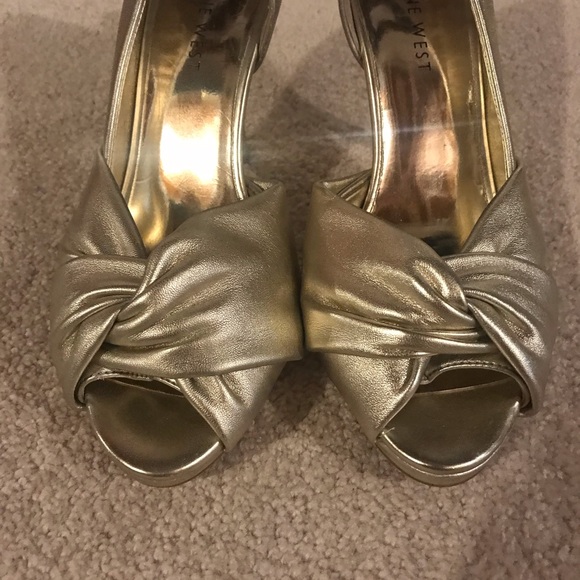 Nine West Nilda Peep Toe Pump - Picture 3 of 12